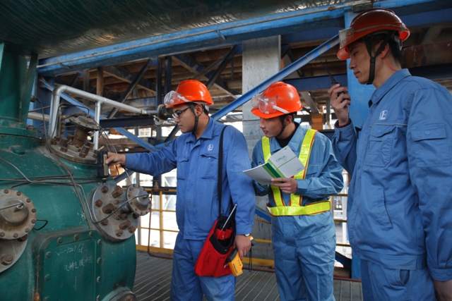 齊魯塑料廠苯乙烯氫壓機維保巡檢